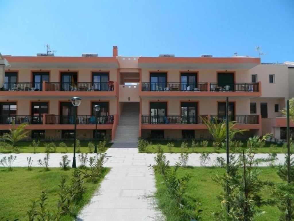 Stefania Sun Apartments Nikiti  Ngoại thất bức ảnh